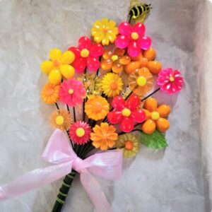 Vintage look Resin RETROSTYLE Bright Flowers Bouquet 1